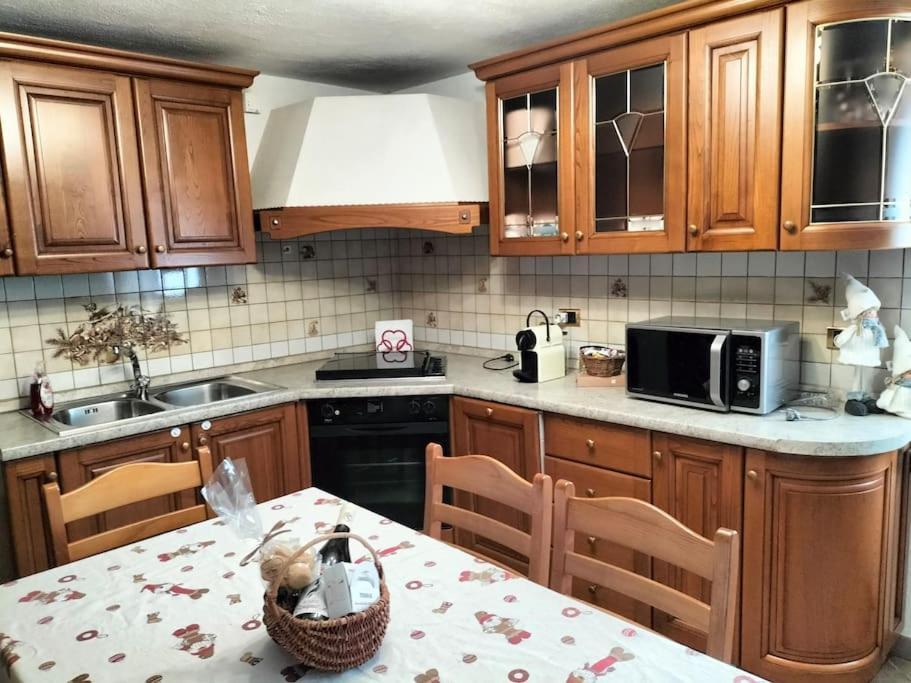 Appartamento Di Montagna Lo Grop Chambave エクステリア 写真