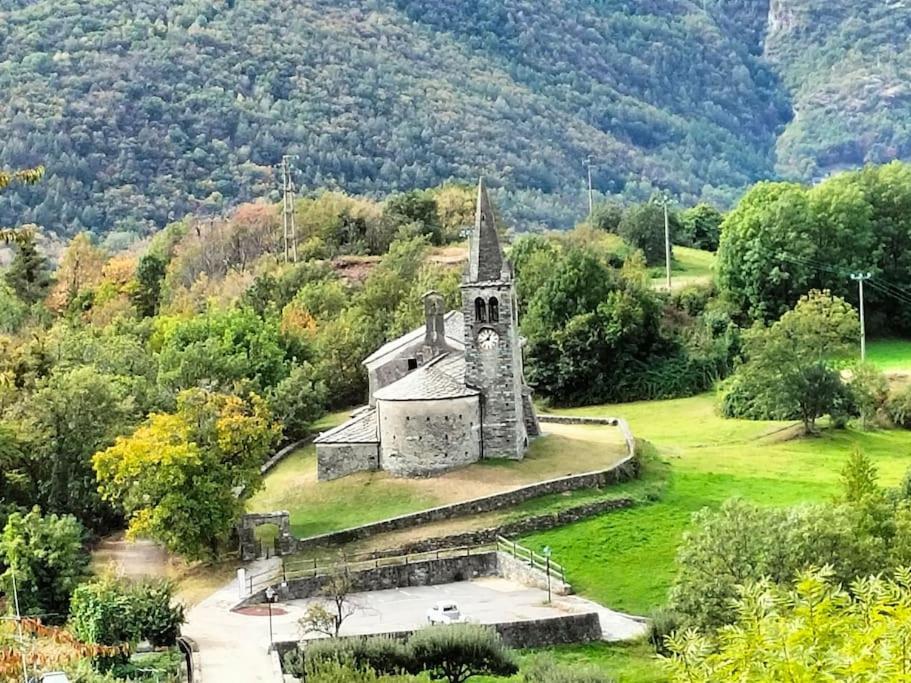 Appartamento Di Montagna Lo Grop Chambave エクステリア 写真