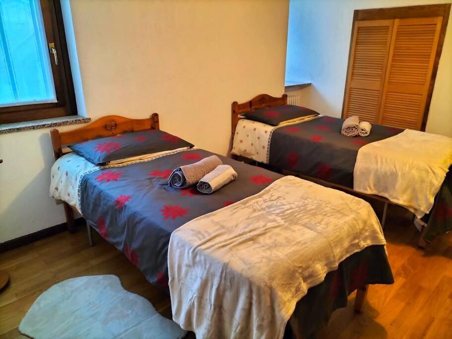 Appartamento Di Montagna Lo Grop Chambave エクステリア 写真